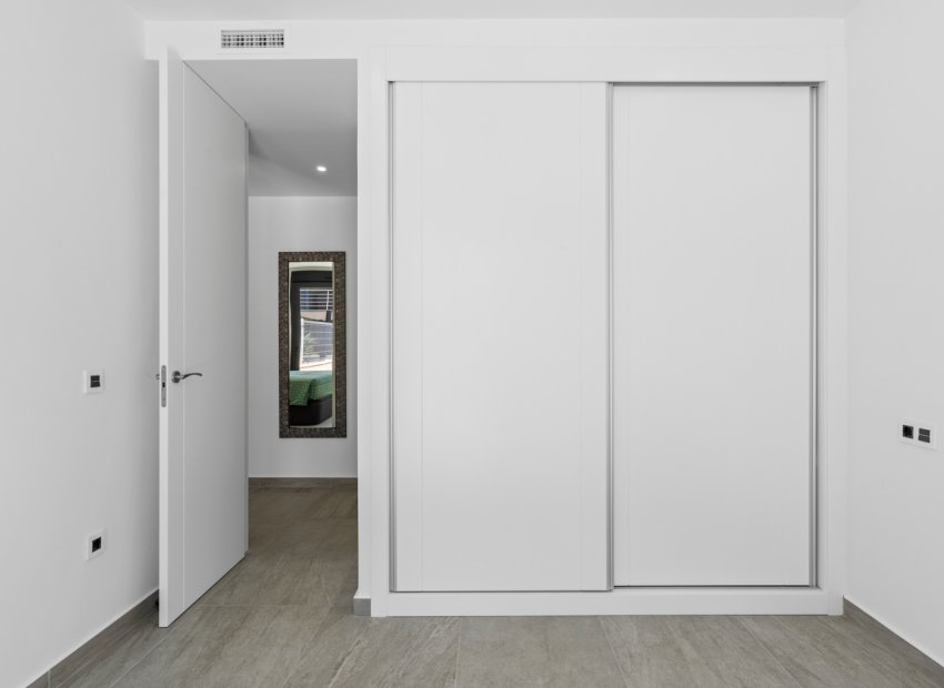 Herverkoop - Vrijstaande woning / Villa -
San Miguel de Salinas - Costa Blanca South