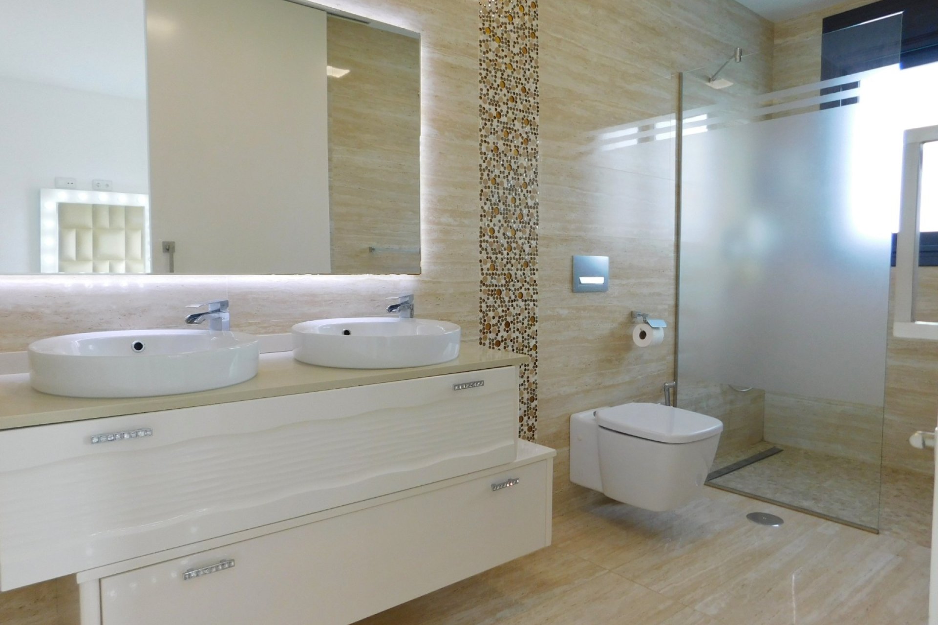 Herverkoop - Vrijstaande woning / Villa -
San Miguel de Salinas