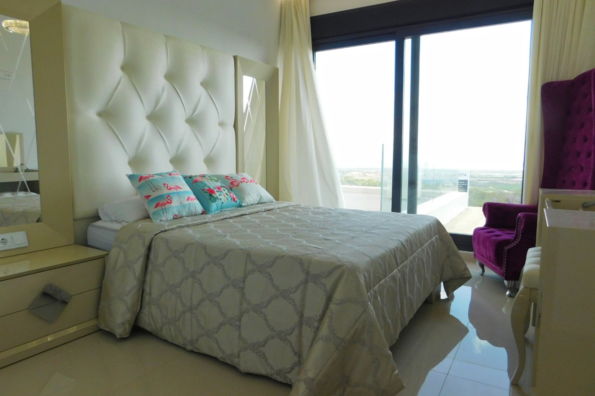 Herverkoop - Vrijstaande woning / Villa -
San Miguel de Salinas