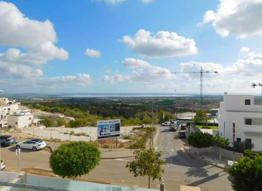 Herverkoop - Vrijstaande woning / Villa -
San Miguel de Salinas