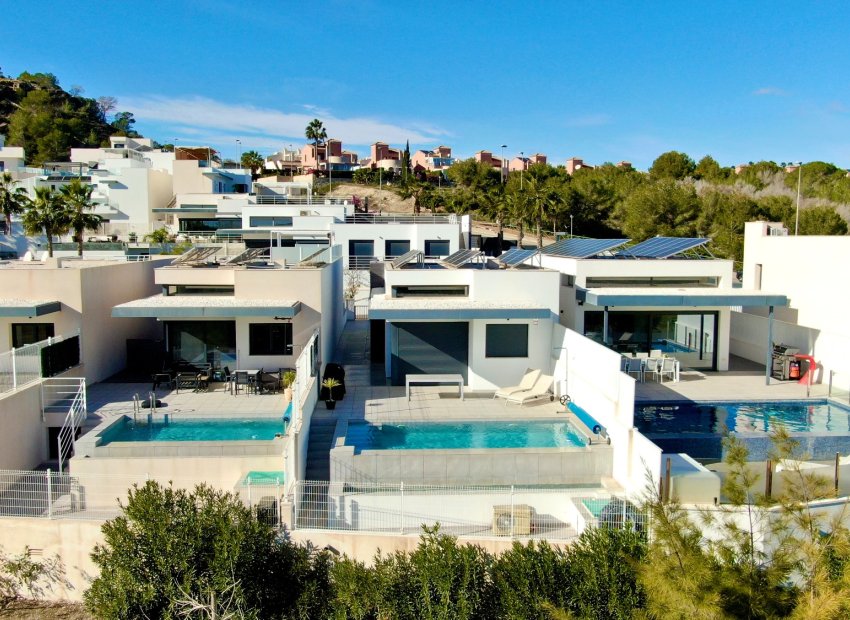 Herverkoop - Vrijstaande woning / Villa -
San Miguel de Salinas