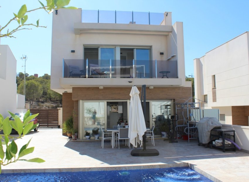 Herverkoop - Vrijstaande woning / Villa -
San Miguel de Salinas