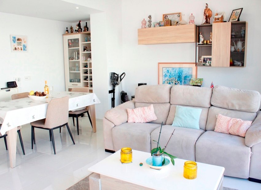 Herverkoop - Vrijstaande woning / Villa -
San Miguel de Salinas