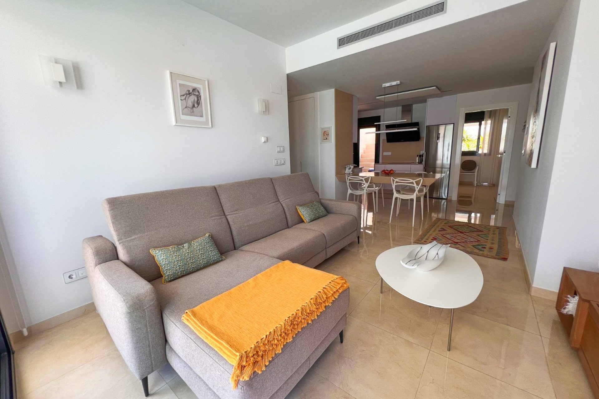 Herverkoop - Vrijstaande woning / Villa -
San Miguel de Salinas