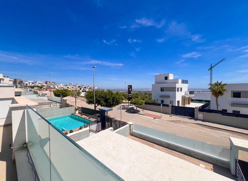 Herverkoop - Vrijstaande woning / Villa -
San Miguel de Salinas