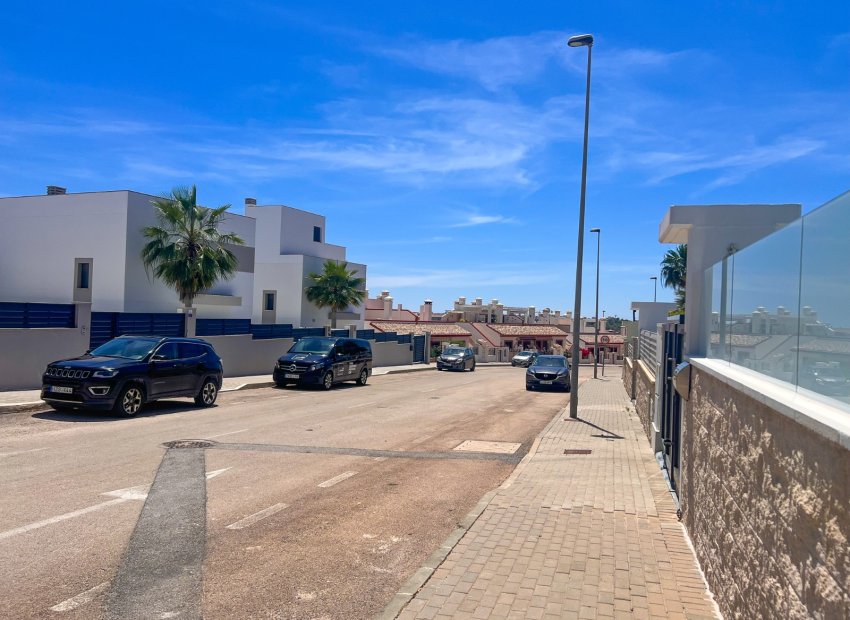 Herverkoop - Vrijstaande woning / Villa -
San Miguel de Salinas