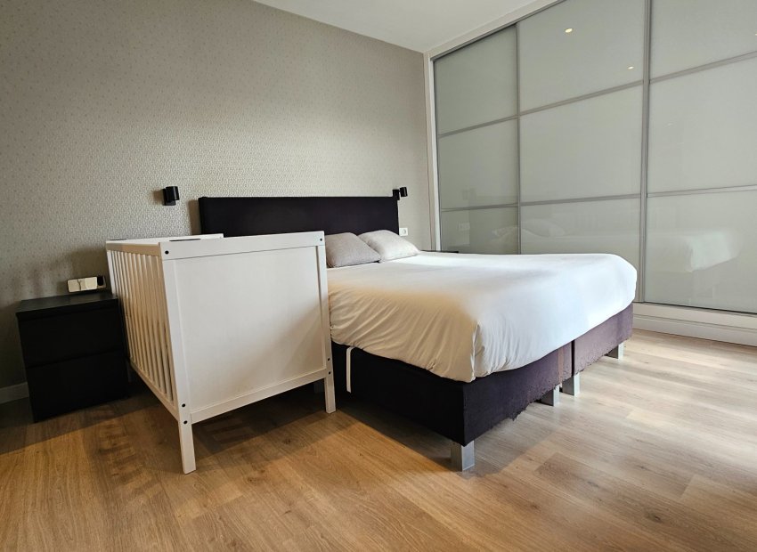 Herverkoop - Vrijstaande woning / Villa -
Torrevieja