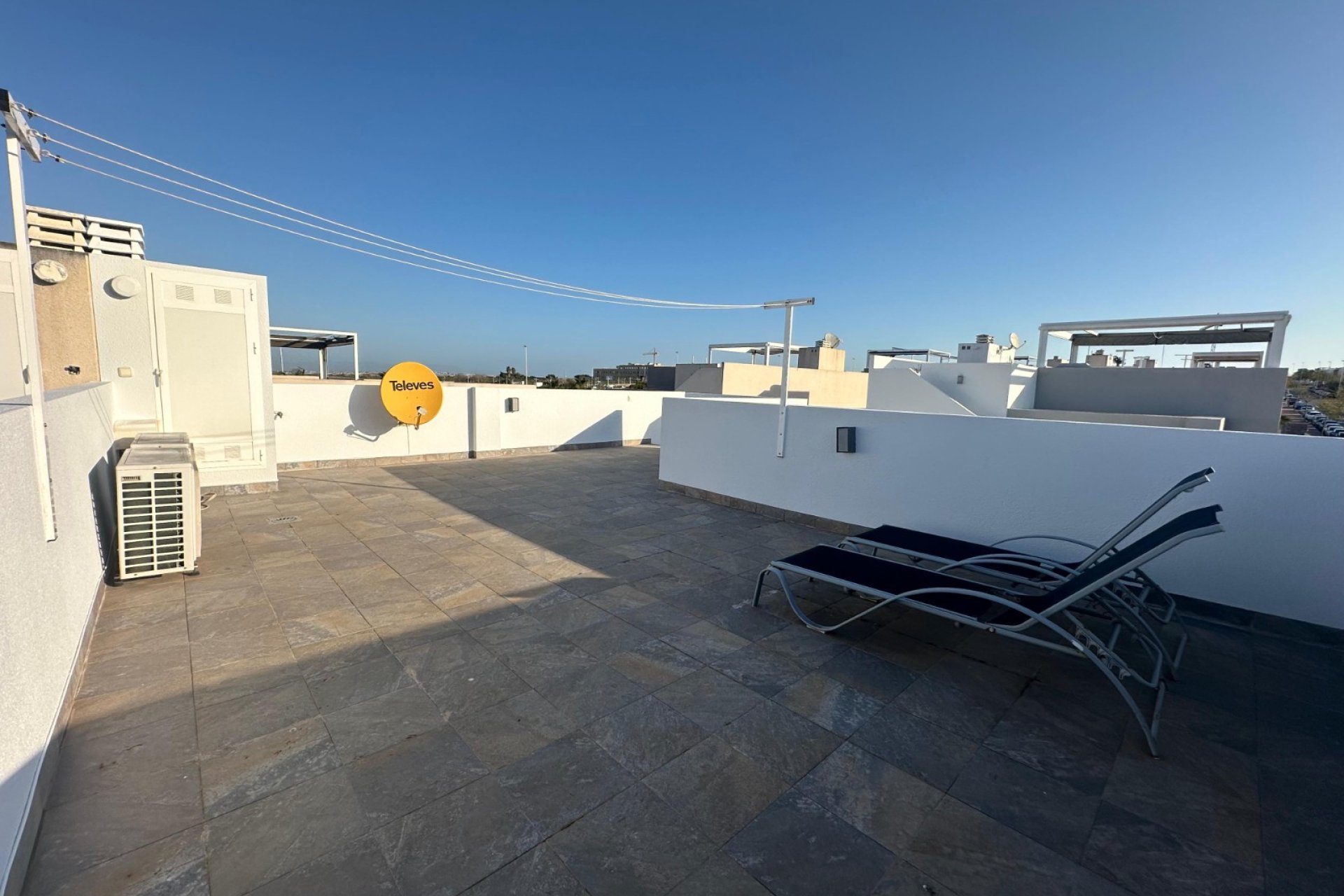 Herverkoop - Vrijstaande woning / Villa -
Torrevieja