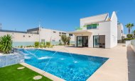 Independiente / Villa - Obra nueva -
            Orihuela Costa - LR-31139