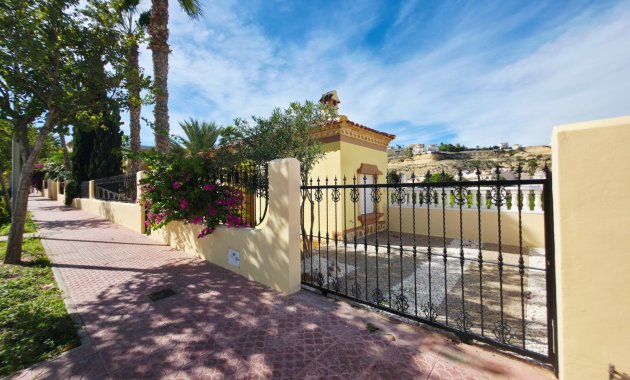 Independiente / Villa - Reventa - Ciudad Quesada - Rojales - Ciudad Quesada