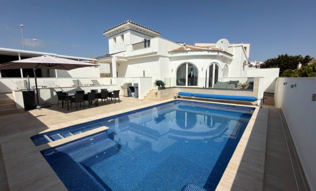 Independiente / Villa - Reventa - Ciudad Quesada - Rojales - Ciudad Quesada