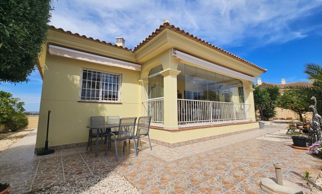 Independiente / Villa - Reventa - La Marina - La Marina