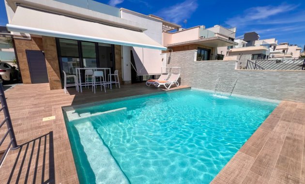 Independiente / Villa - Reventa - San Miguel de Salinas - San Miguel de Salinas