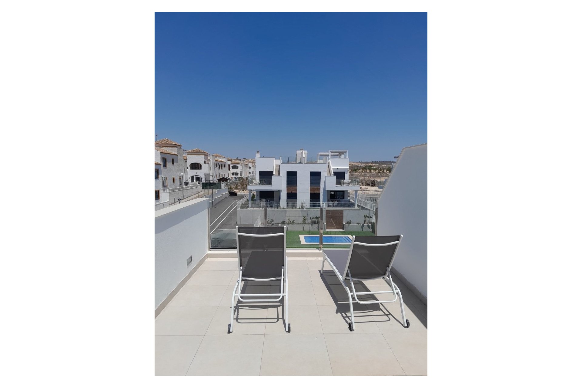 Kurzzeit-Vermietung - Penthouse -
Orihuela - Entre Naranjos - Vistabella