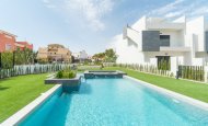 Maison individuelle - Nouvelle construction -
            Torrevieja - RG-44310