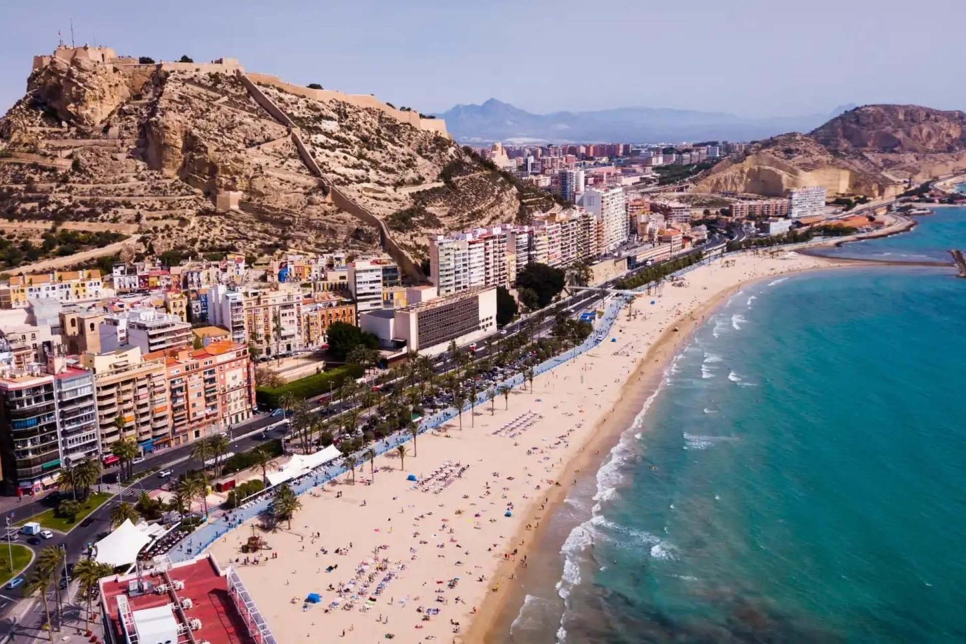 Neue Gebäude - Apartment -
Alicante - Benalua