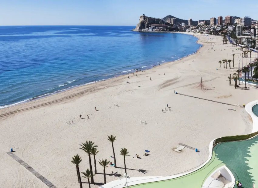 Neue Gebäude - Apartment -
Benidorm