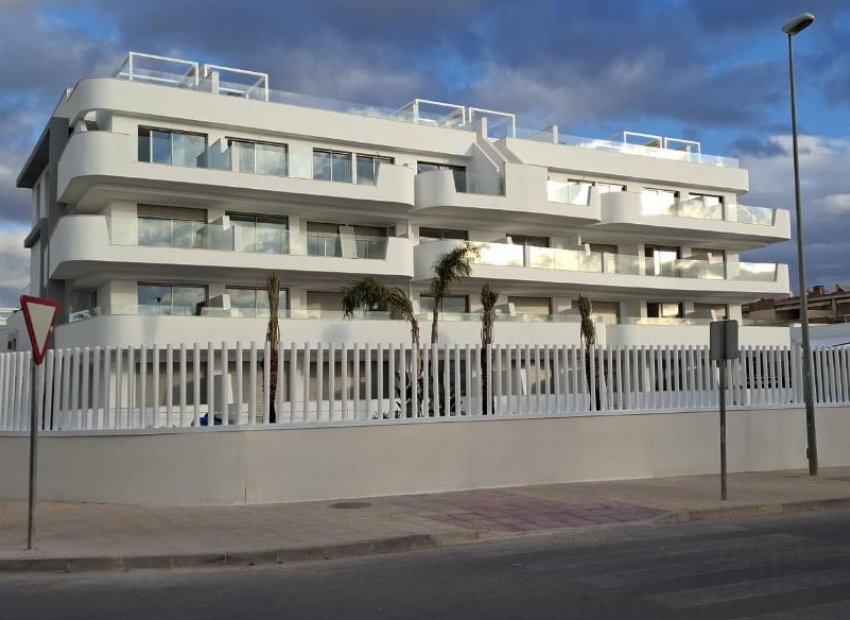 Neue Gebäude - Apartment -
Cabo Roig