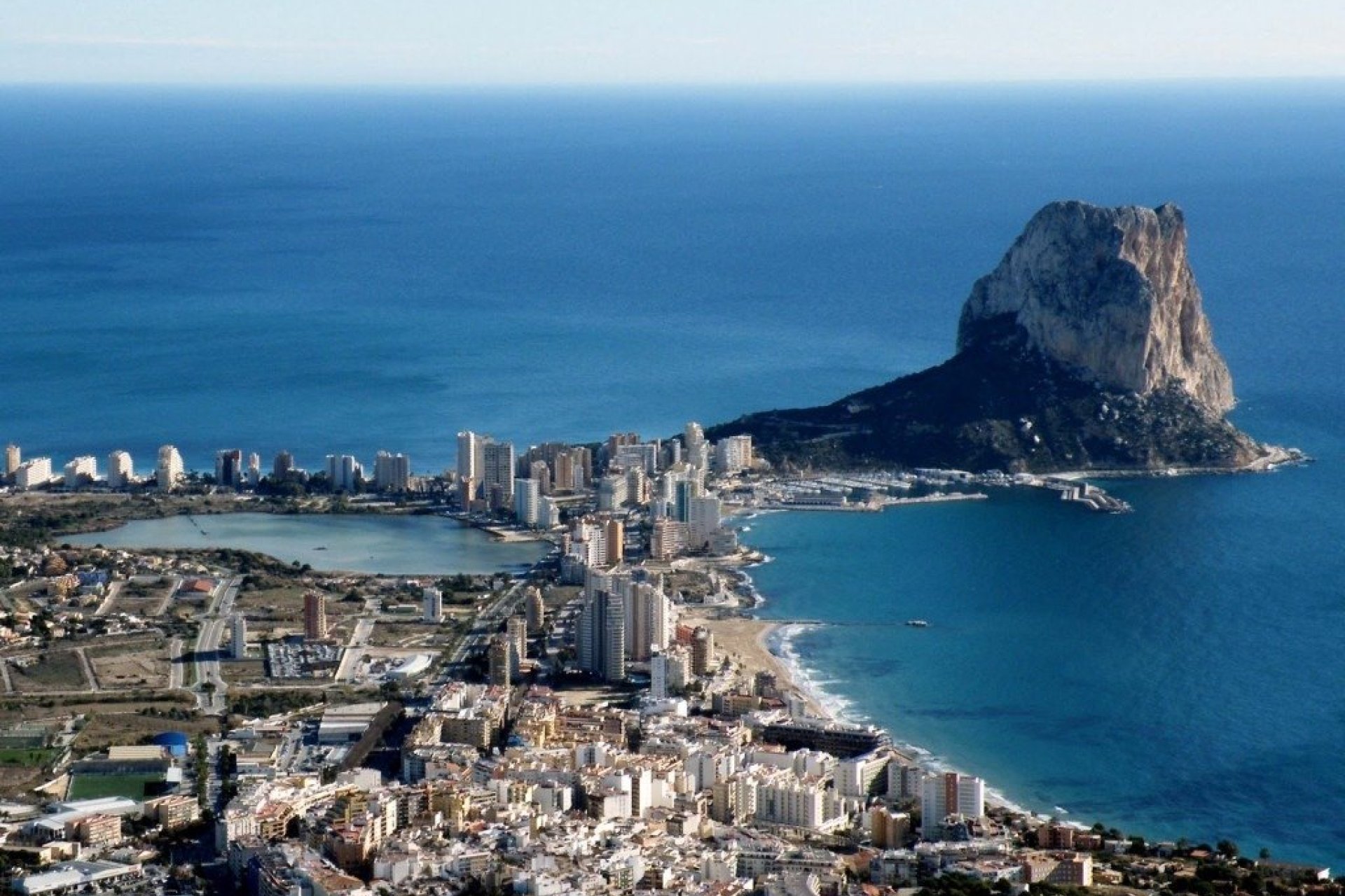 Neue Gebäude - Apartment -
Calpe - Playa del Bol