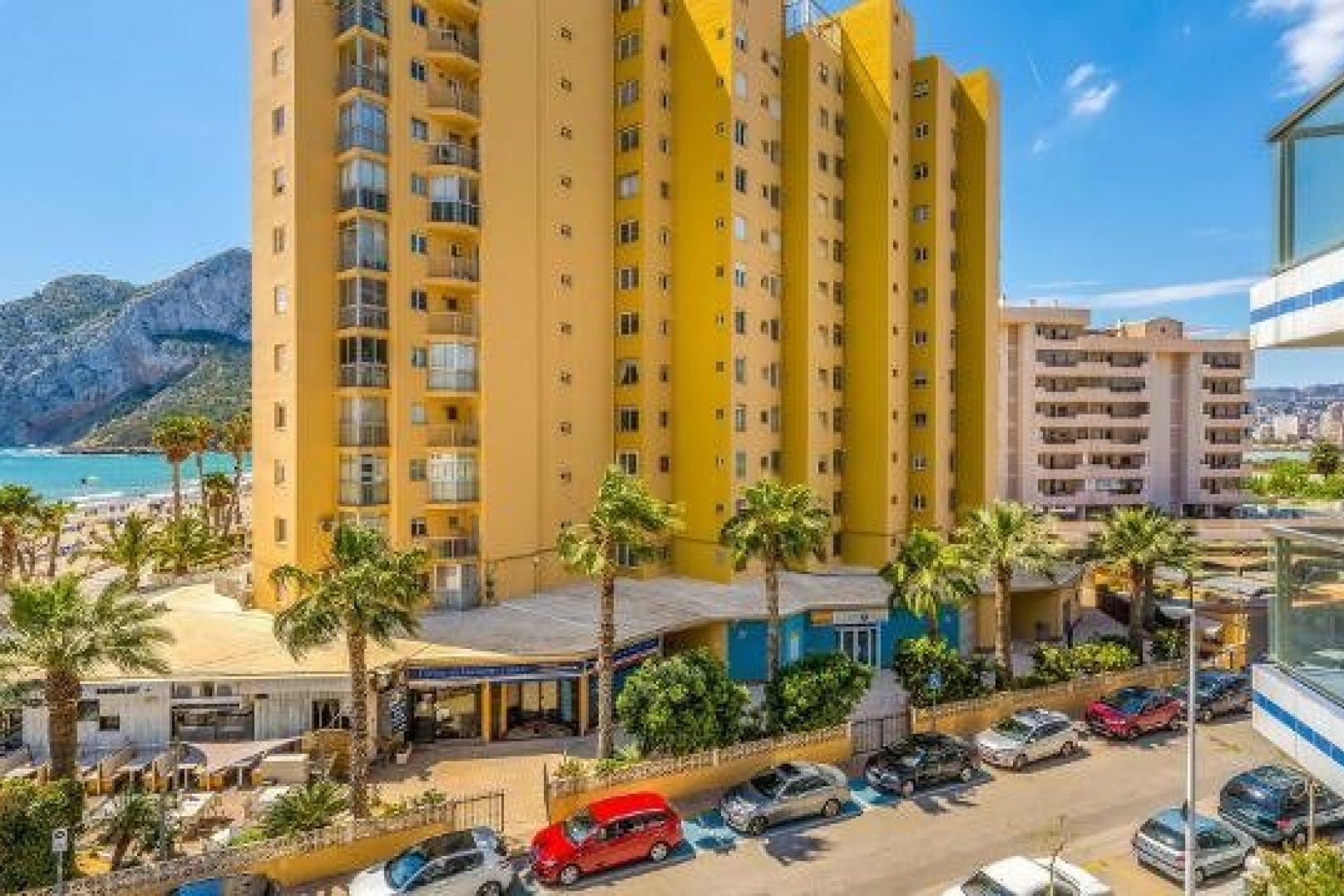 Neue Gebäude - Apartment -
Calpe - Playa La Fossa