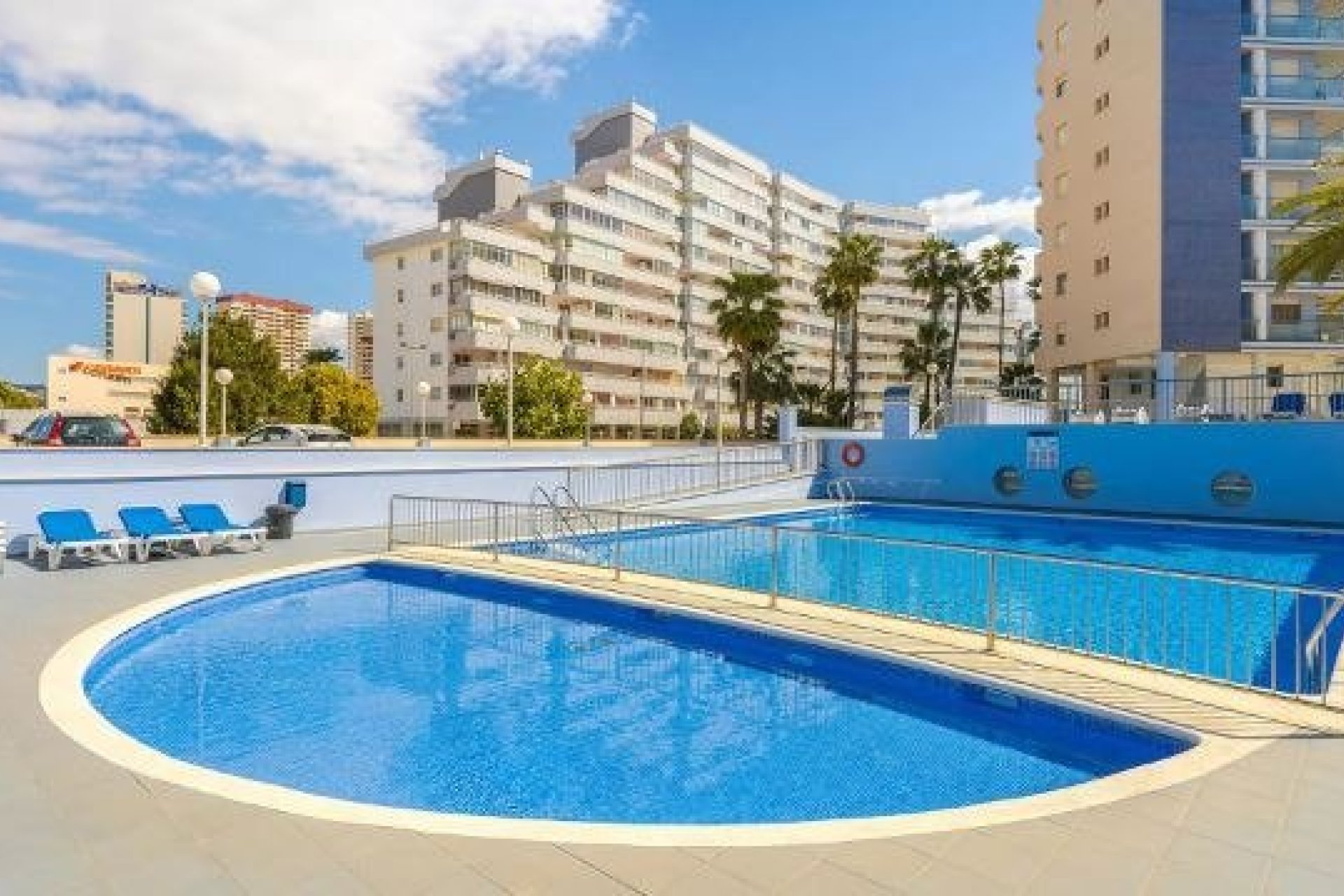 Neue Gebäude - Apartment -
Calpe - Playa La Fossa