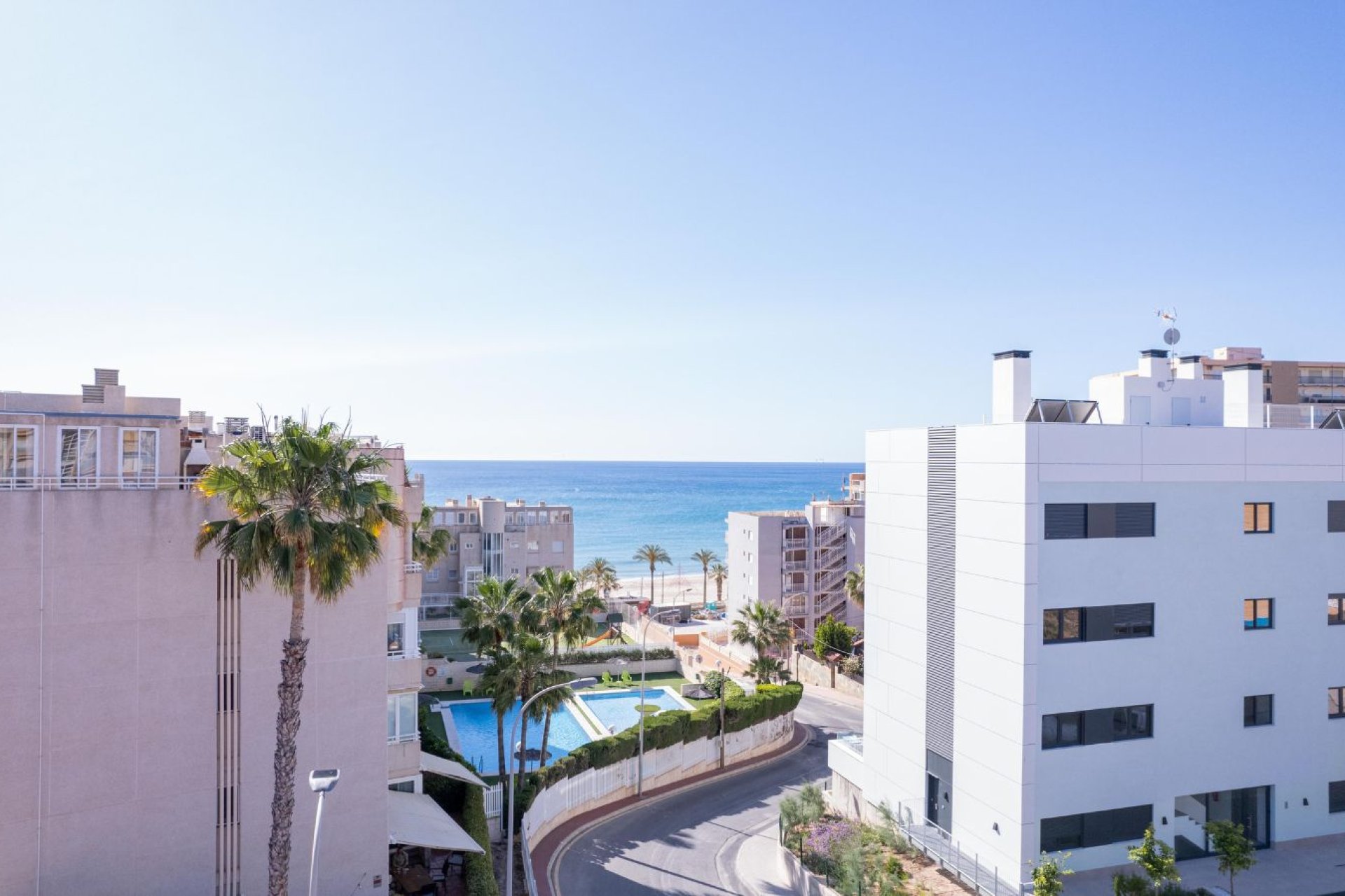 Neue Gebäude - Apartment -
El Campello