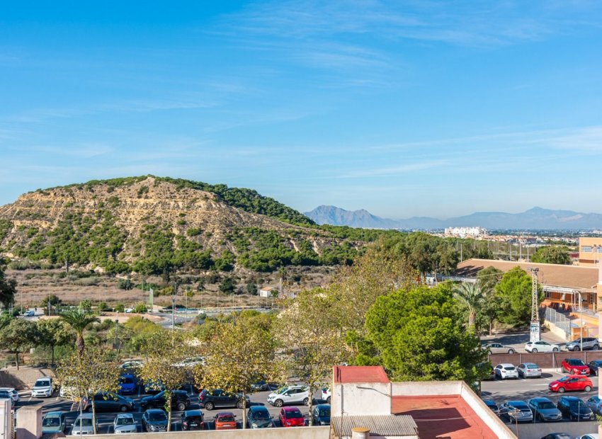 Neue Gebäude - Apartment -
Guardamar del Segura - Centro