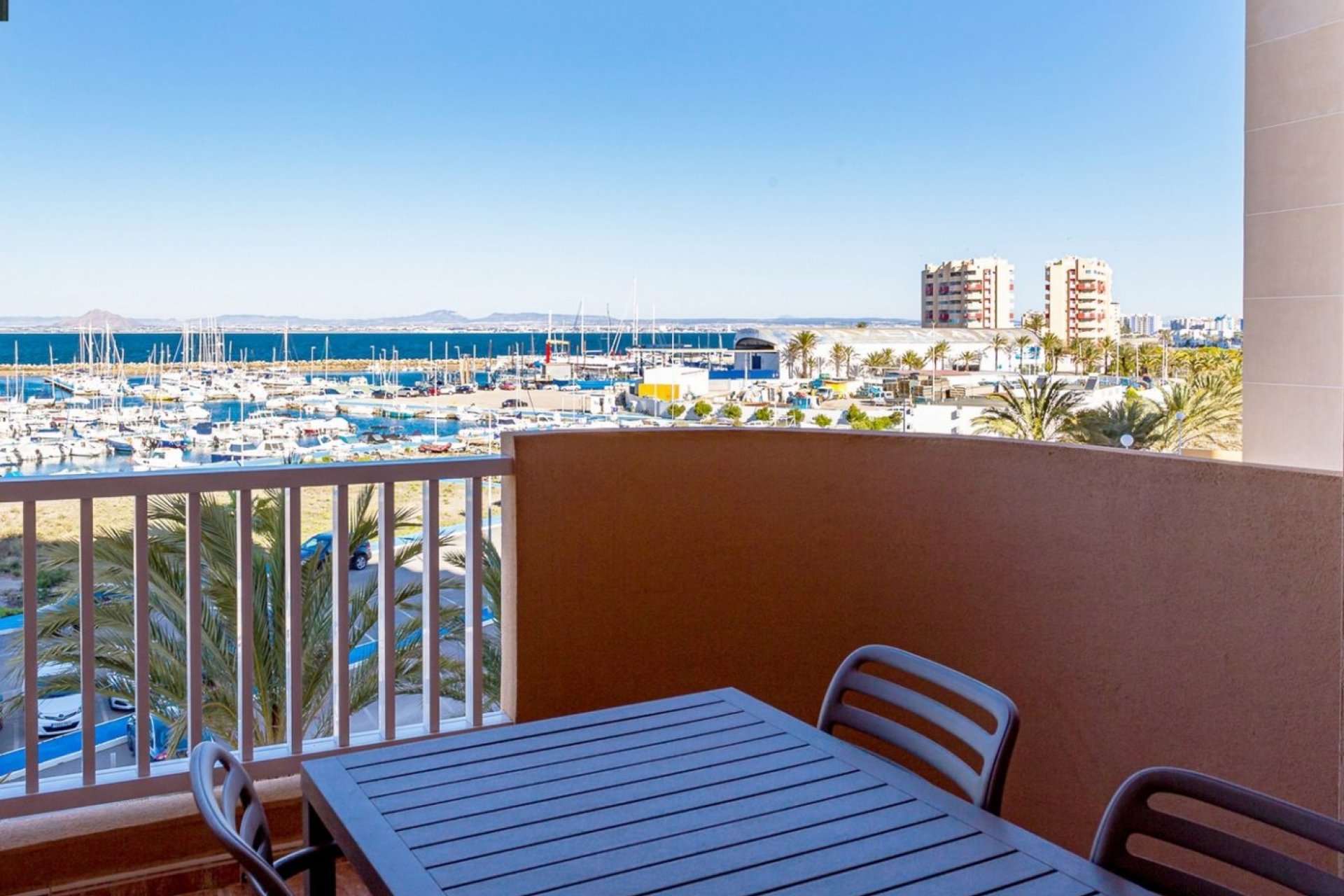 Neue Gebäude - Apartment -
La Manga del Mar Menor - La Manga