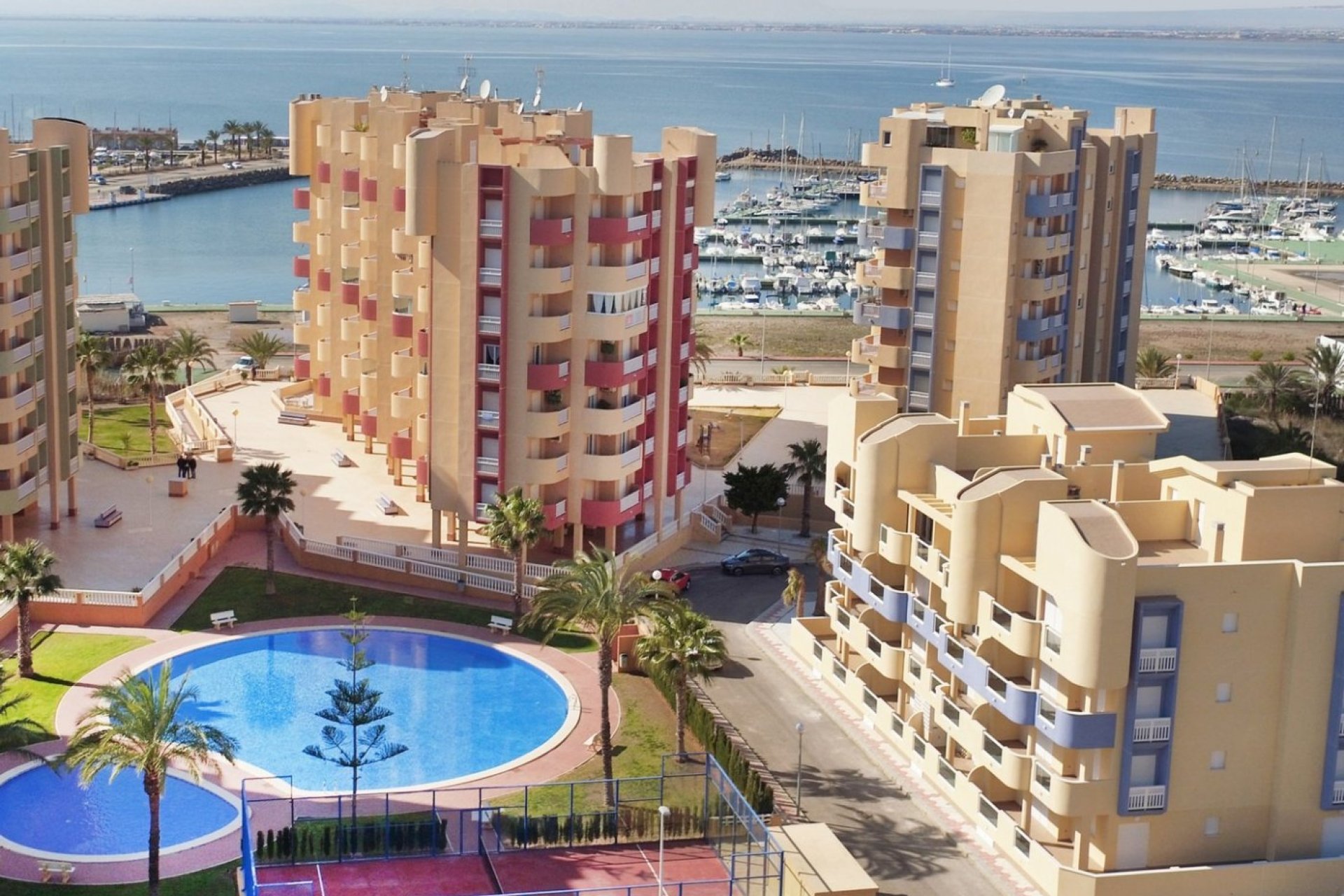 Neue Gebäude - Apartment -
La Manga del Mar Menor - La Manga