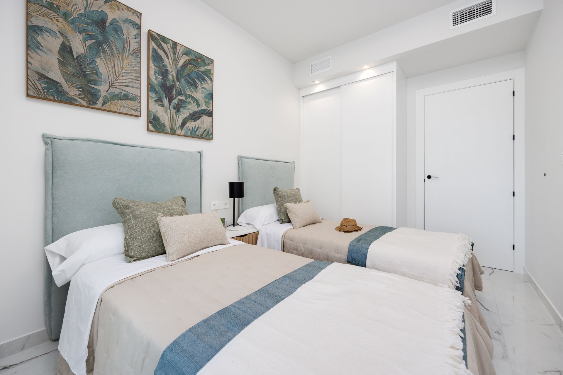 Neue Gebäude - Apartment -
San Miguel de Salinas