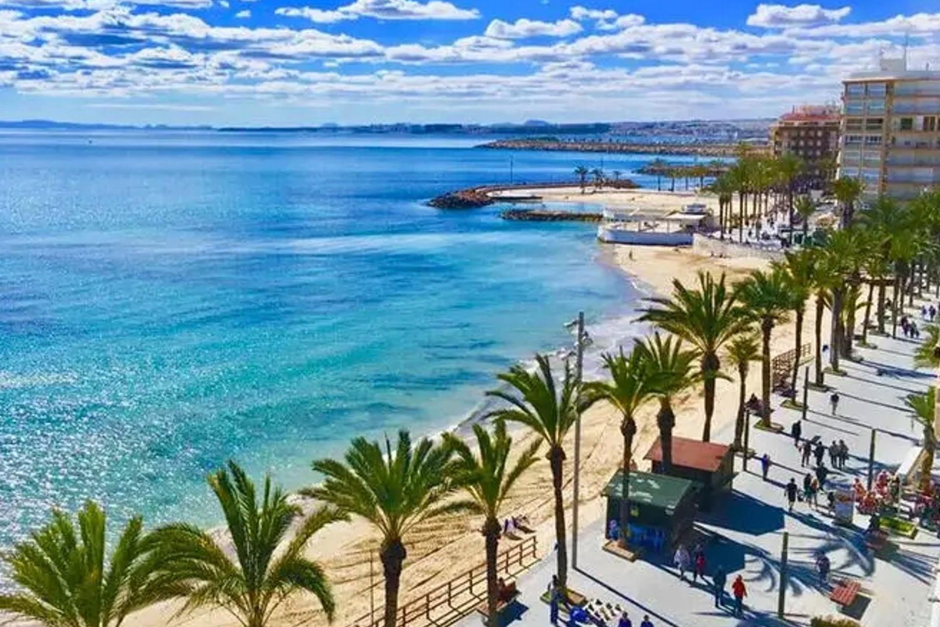 Neue Gebäude - Apartment -
Torrevieja - Playa de El Cura