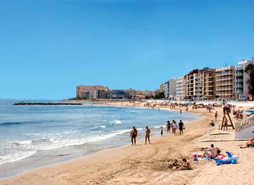 Neue Gebäude - Apartment -
Torrevieja - Playa de El Cura