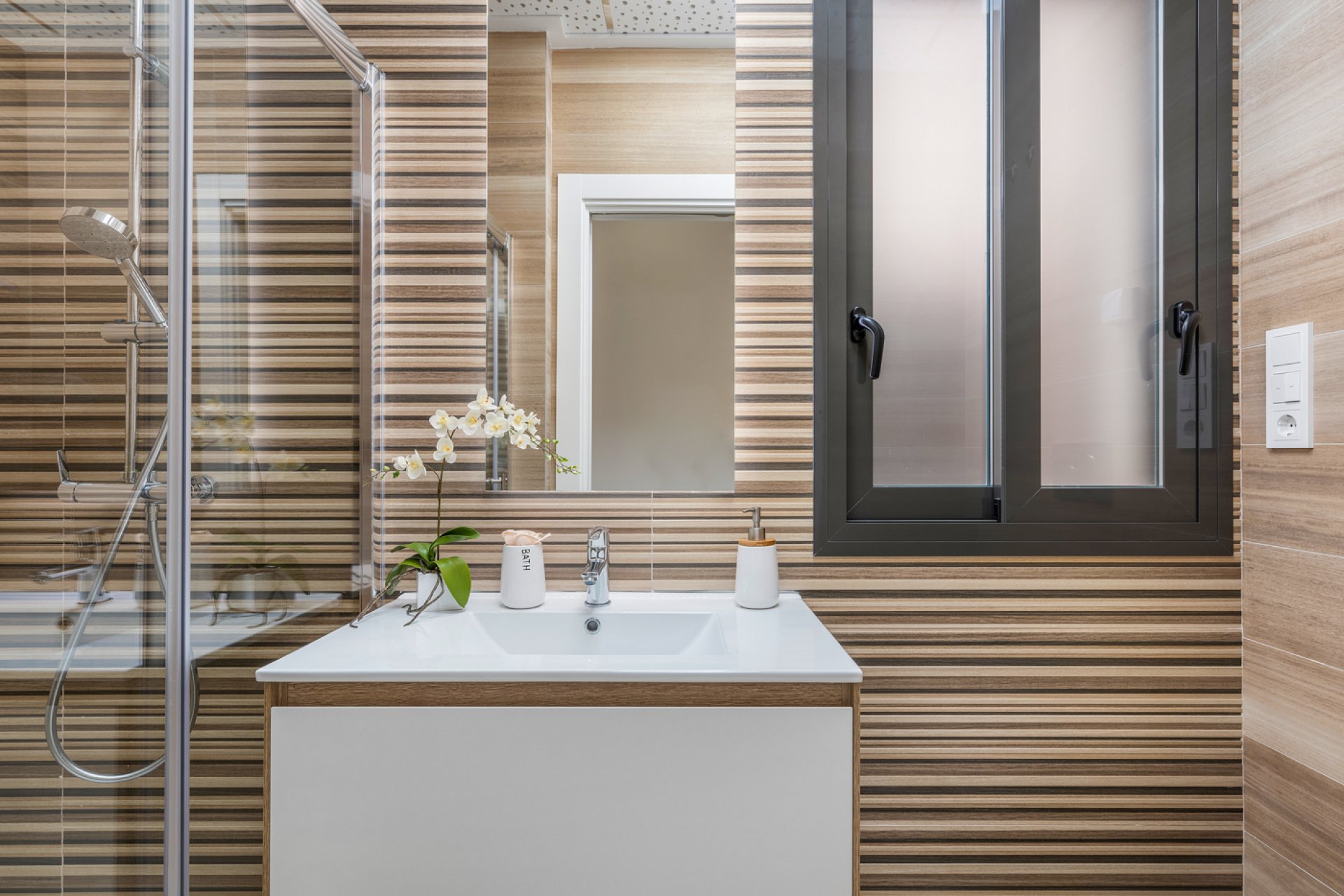 Neue Gebäude - Apartment -
Torrevieja