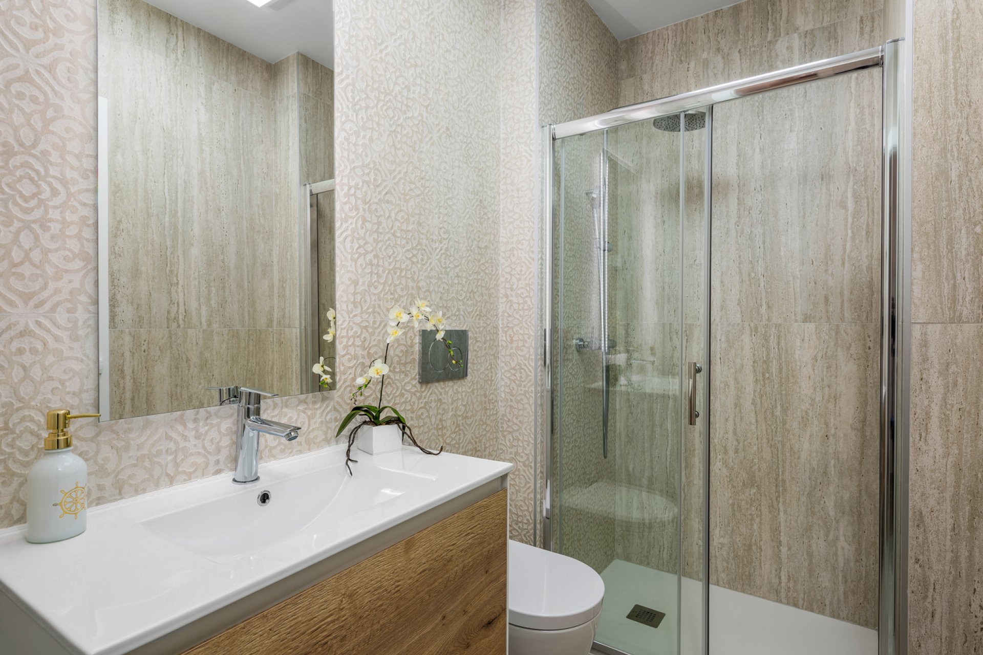 Neue Gebäude - Apartment -
Torrevieja