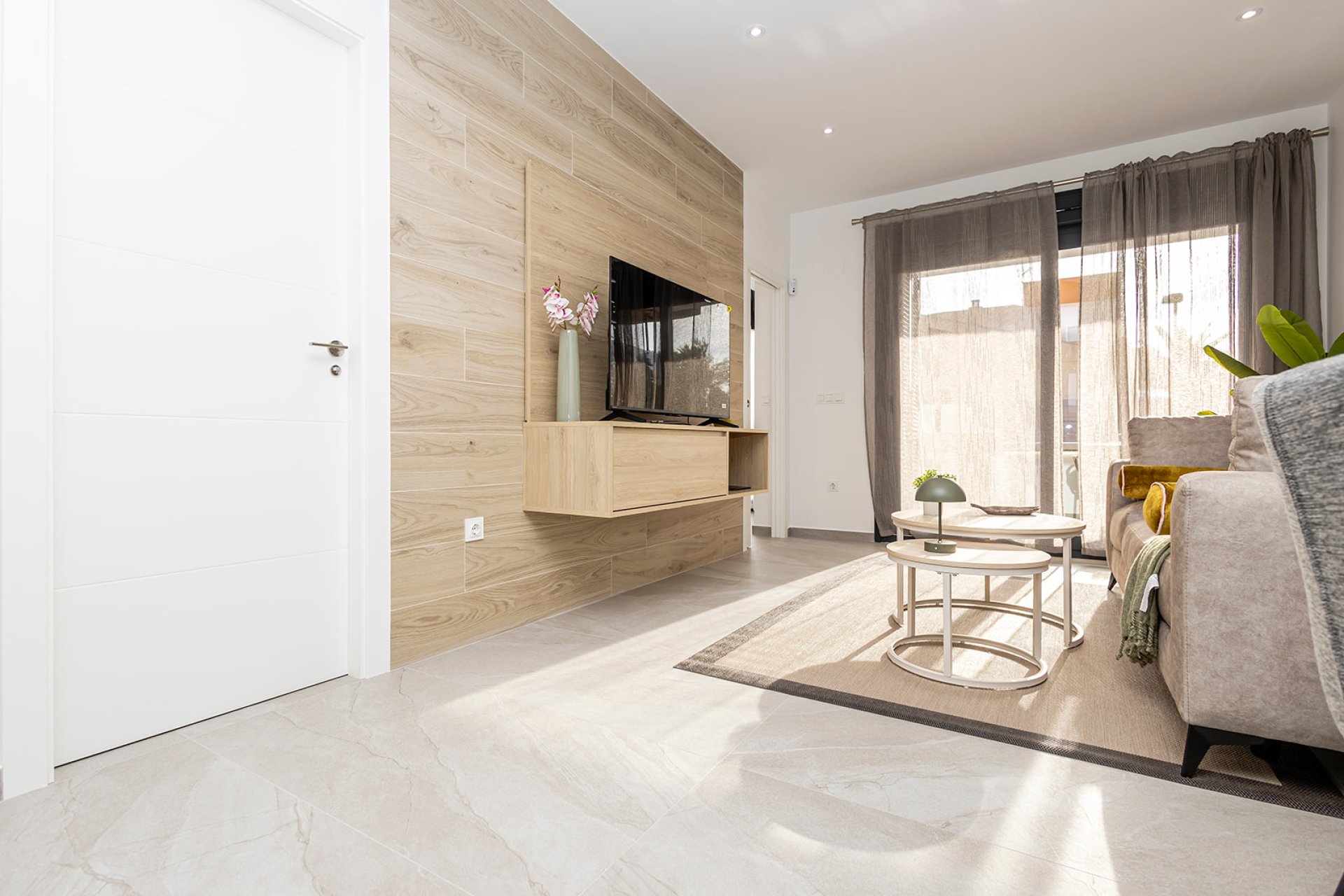 Neue Gebäude - Apartment -
Torrevieja