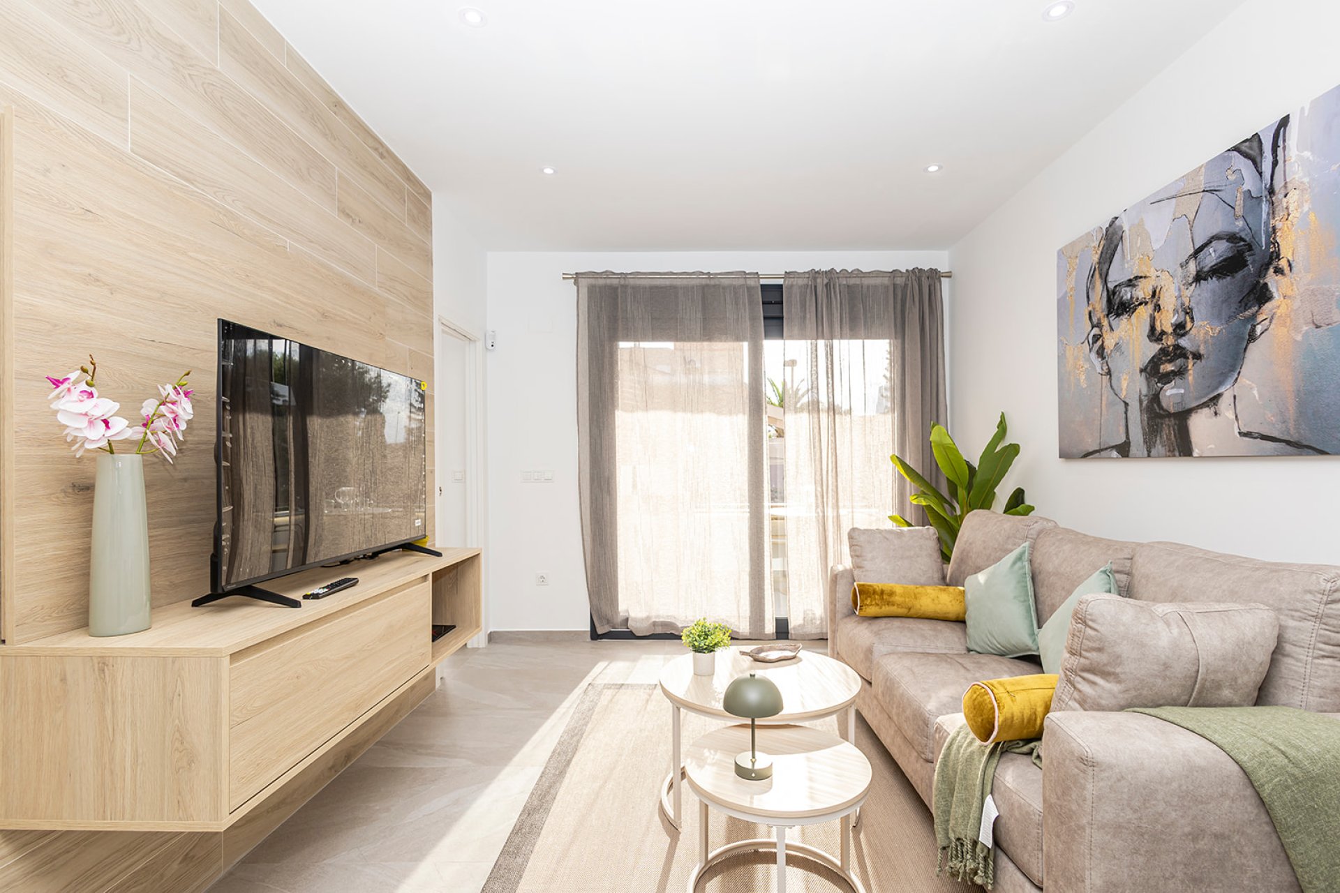 Neue Gebäude - Apartment -
Torrevieja