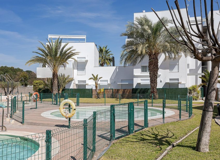 Neue Gebäude - Apartment -
Vera - El Playazo