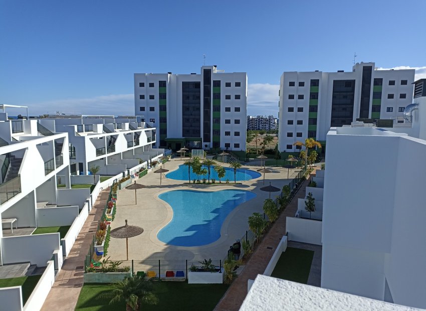 Neue Gebäude - Bungalow - Erdgeschosswohnung -
Pilar de la Horadada