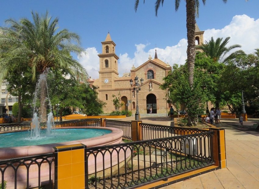 Neue Gebäude - Bungalow -
Torrevieja - Lago Jardín II