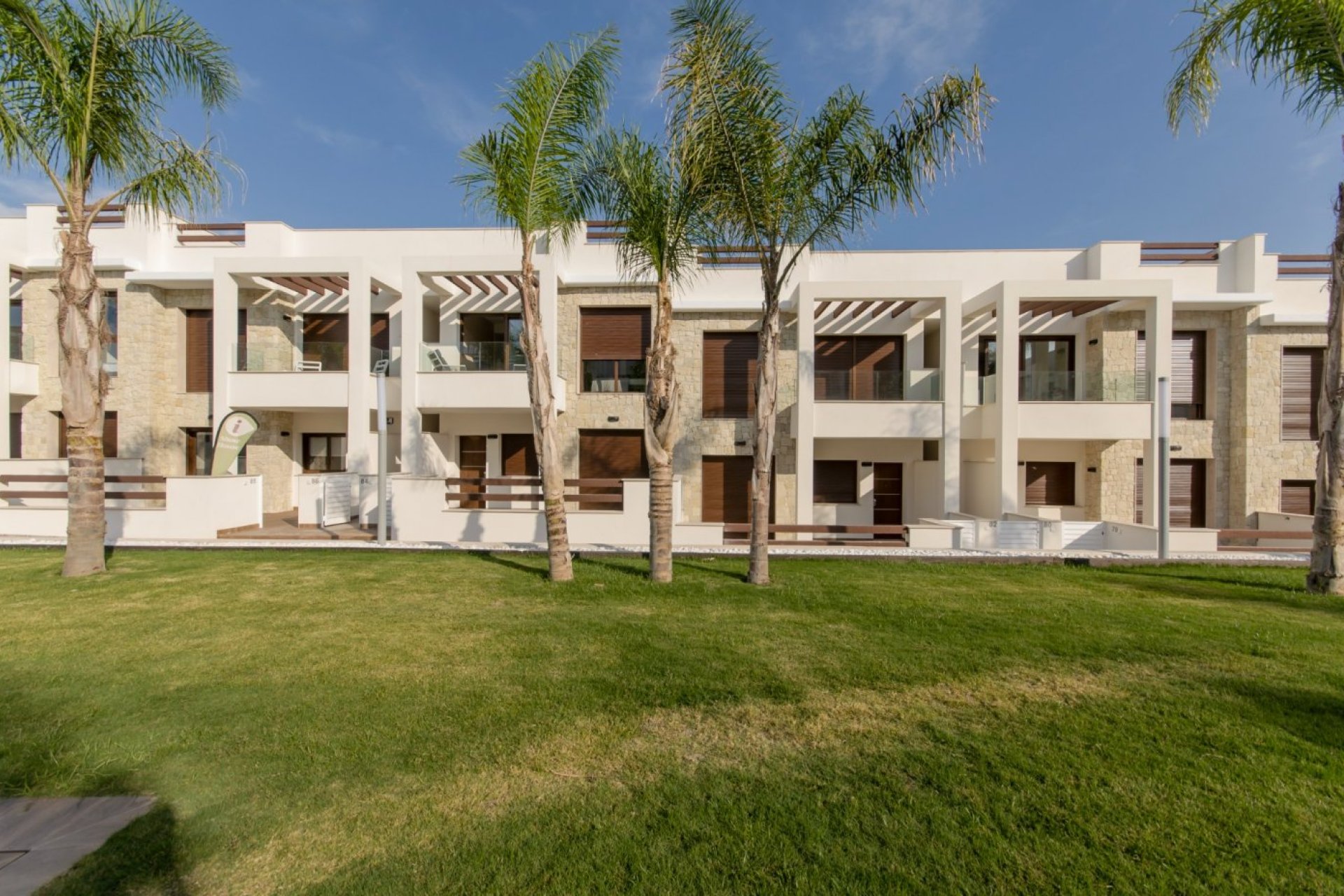 Neue Gebäude - Bungalow -
Torrevieja - Los Balcones