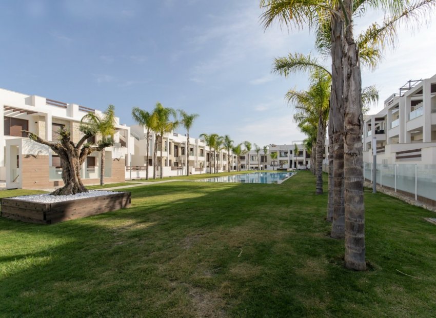 Neue Gebäude - Bungalow -
Torrevieja - Los Balcones