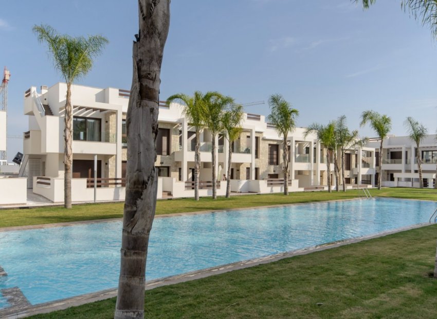 Neue Gebäude - Bungalow -
Torrevieja - Los Balcones