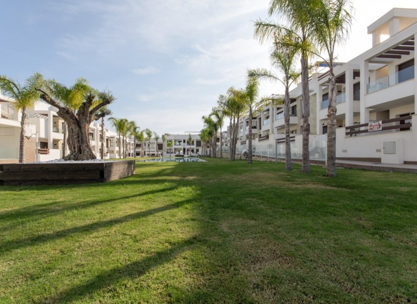 Neue Gebäude - Bungalow -
Torrevieja - Los Balcones