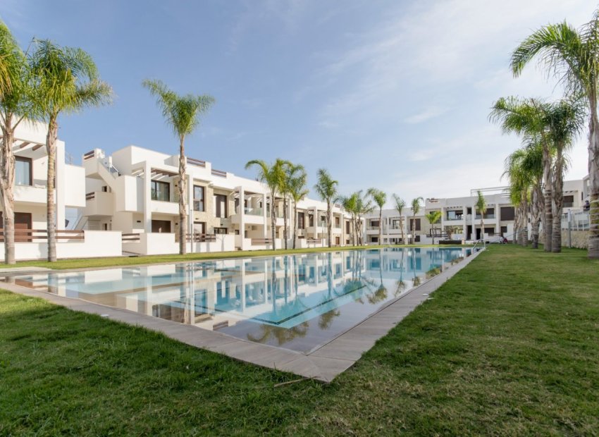 Neue Gebäude - Bungalow -
Torrevieja - Los Balcones