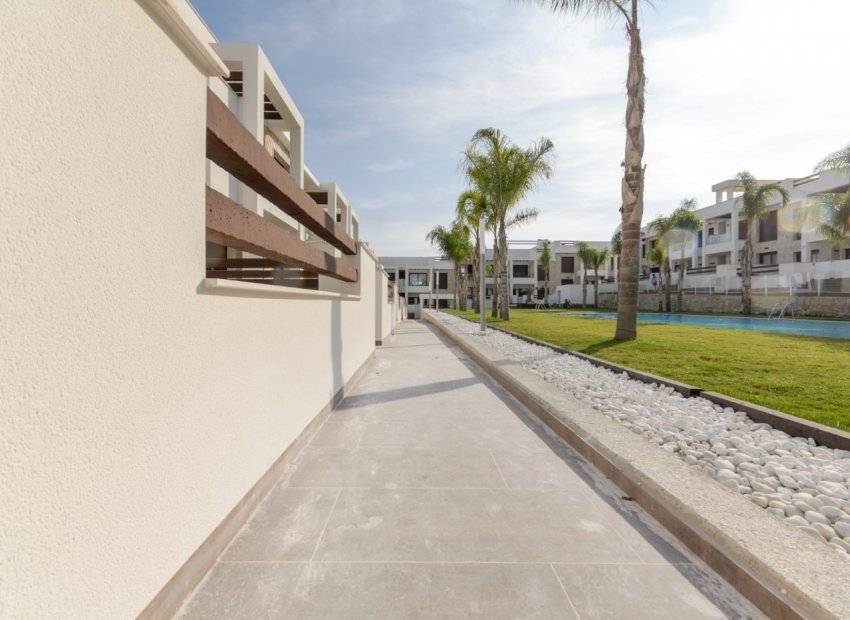 Neue Gebäude - Bungalow -
Torrevieja - Los Balcones