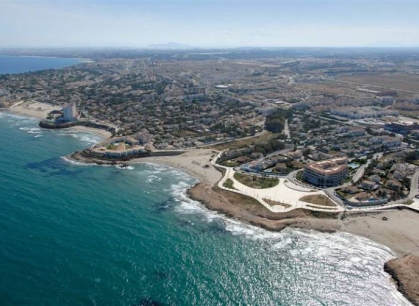Neue Gebäude - detached -
Orihuela