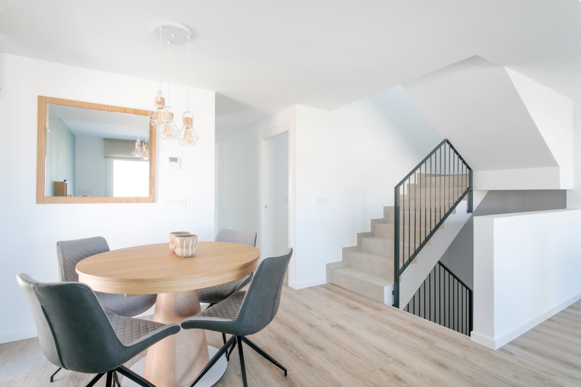 Neue Gebäude - Doppelhaushälfte -
Finestrat