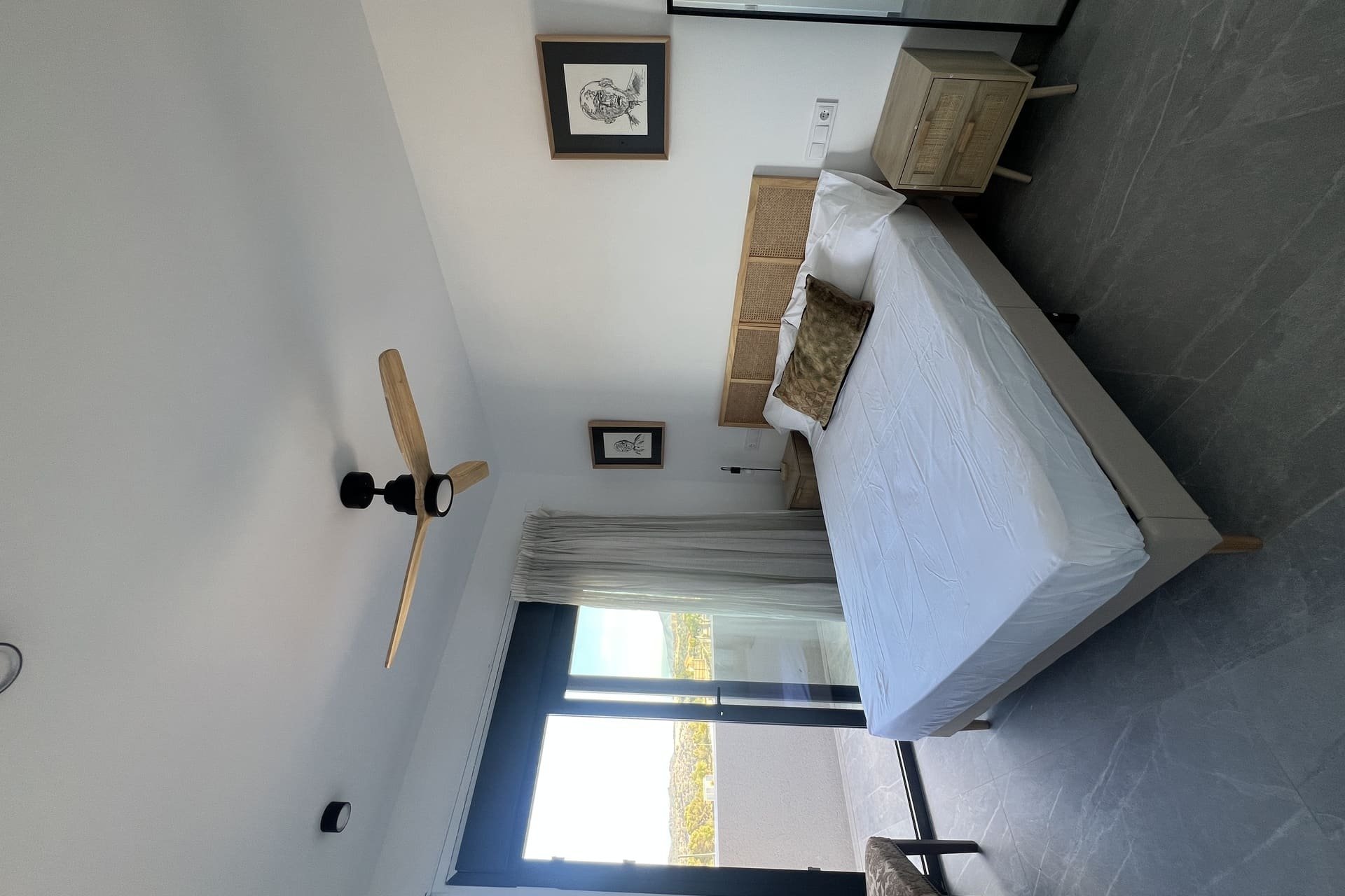 Neue Gebäude - Doppelhaushälfte -
Polop