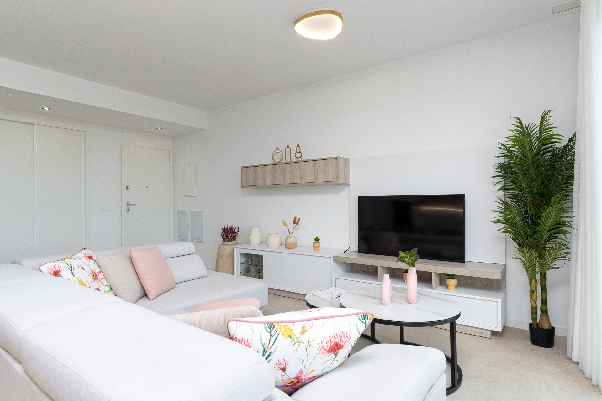 Neue Gebäude - Erdgeschosswohnung -
Finestrat