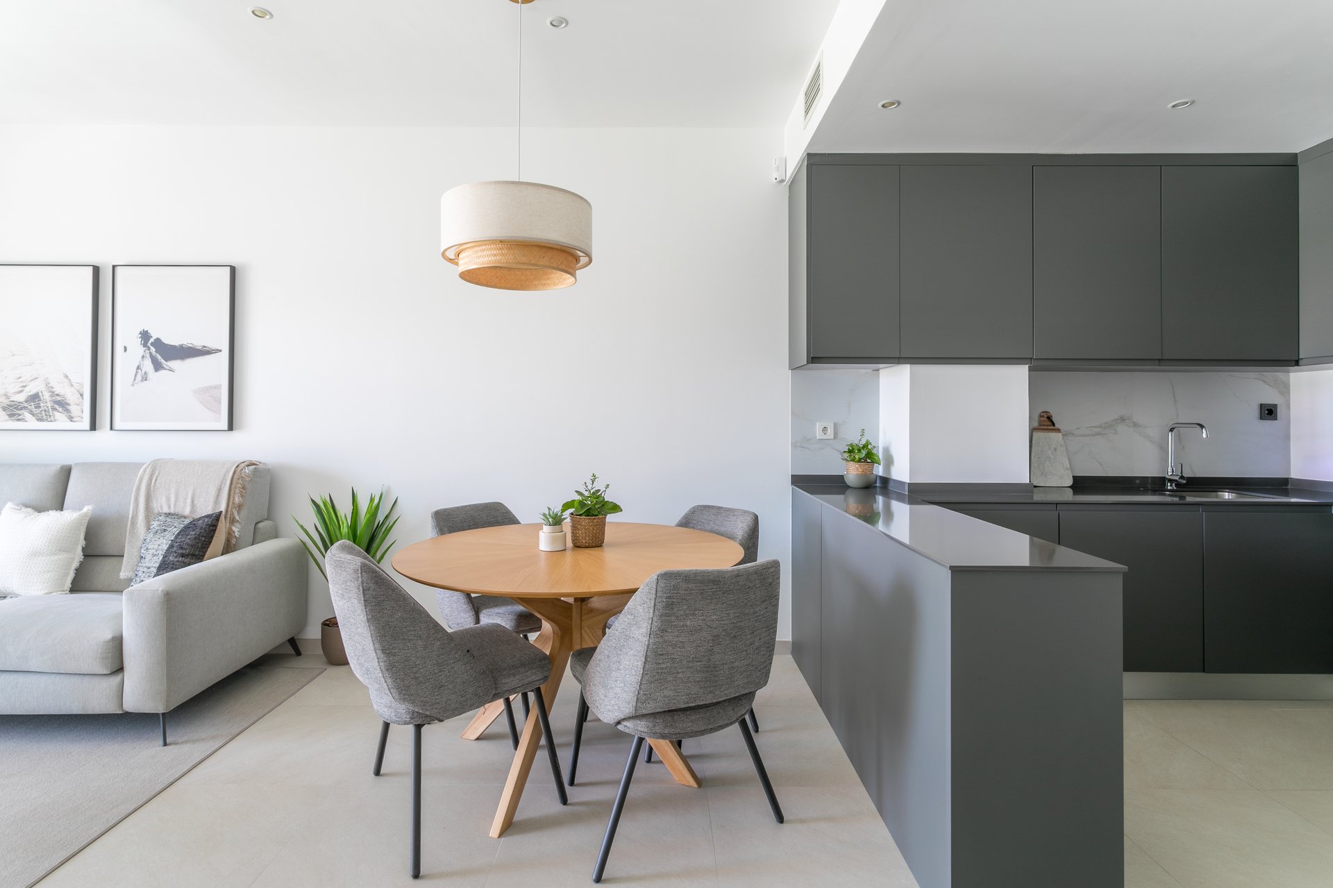 Neue Gebäude - Erdgeschosswohnung -
Torrevieja